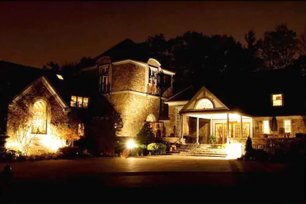 The Glenerin Inn Місісаґа Екстер'єр фото