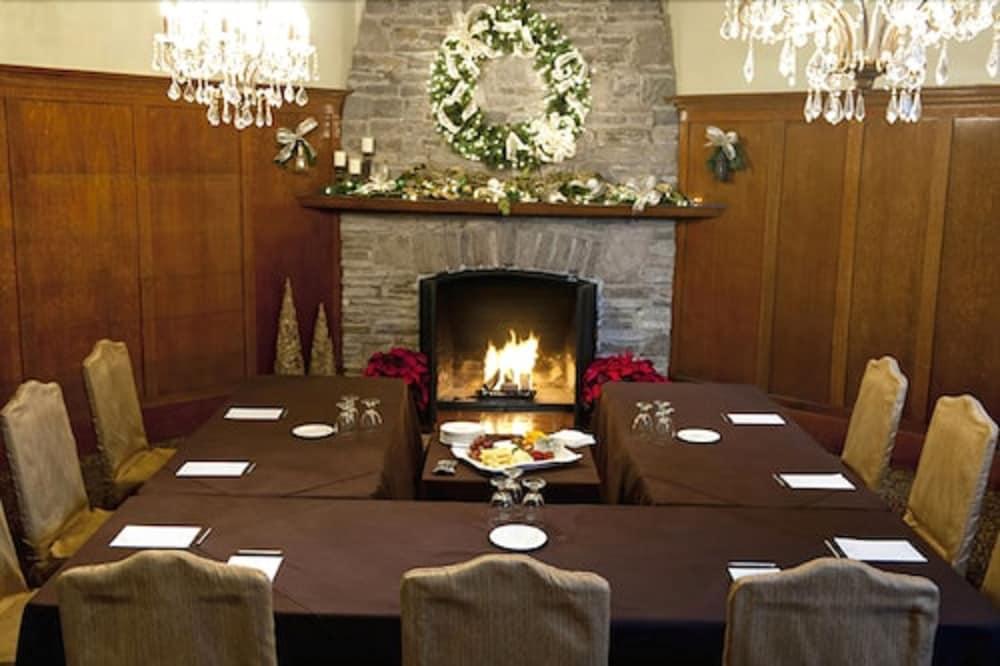 The Glenerin Inn Місісаґа Екстер'єр фото